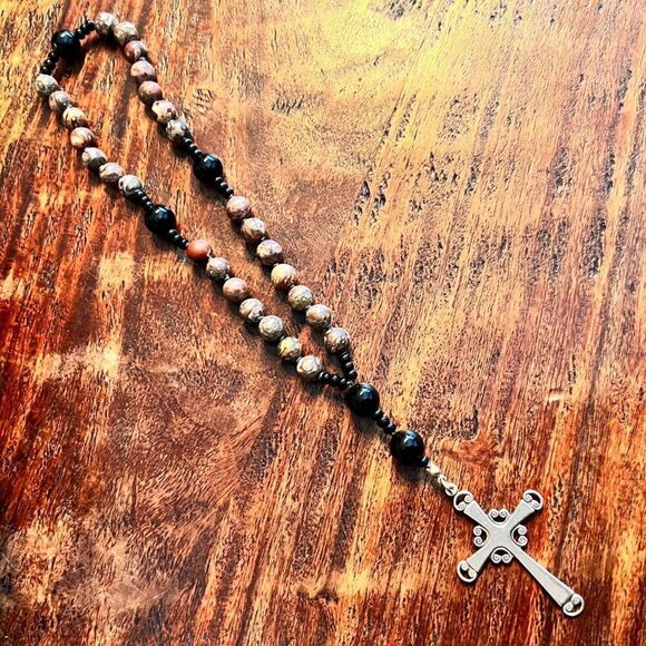 Natural Stone Chaplet Rosary - Picture 9 of 11